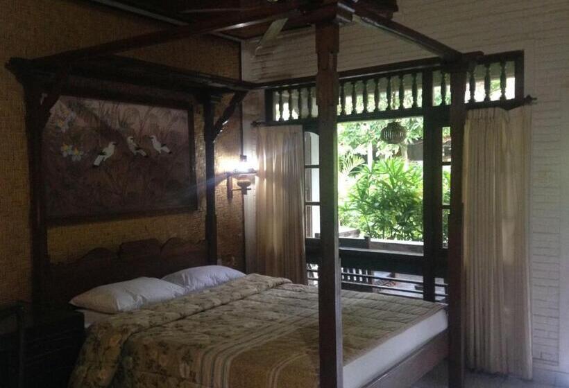 Номер Стандарт, Dewa Bharata Bungalows Candidasa