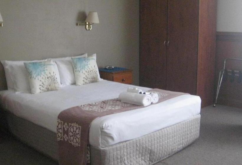 스탠다드 트리플 룸, Robe Haven Motel