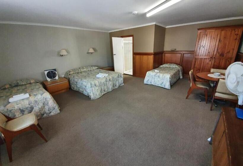패밀리 룸, Robe Haven Motel
