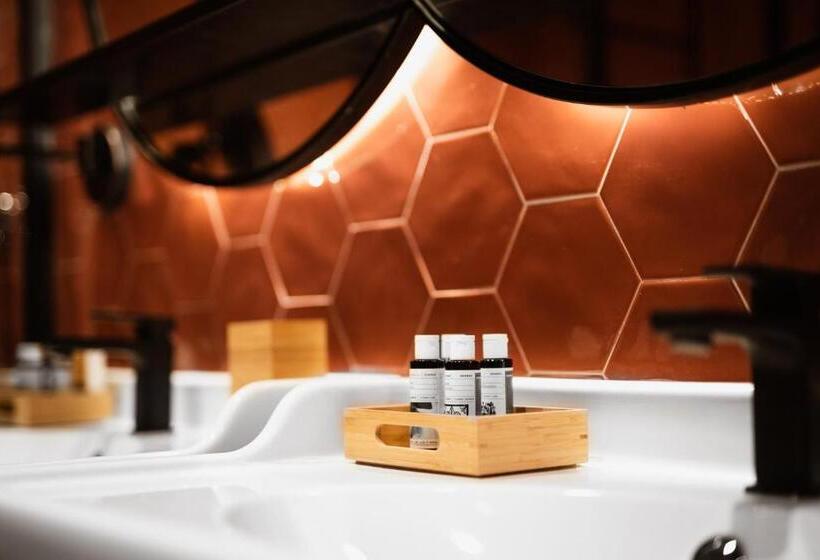 Стандартный Номер Кровать Кинг, The Bold Type Hotel, A Member Of Design Hotels