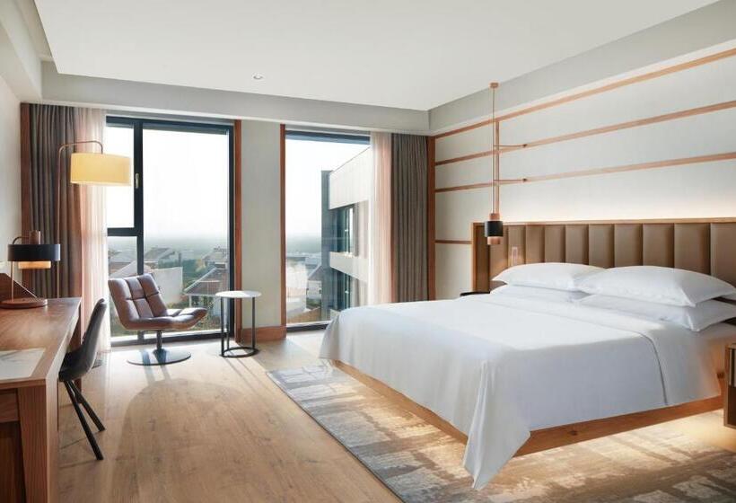 اتاق پرمیوم, Four Points By Sheraton Prishtina City