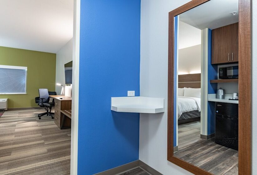 Люкс, Holiday Inn Express & Suites   Moundsville, An Ihg