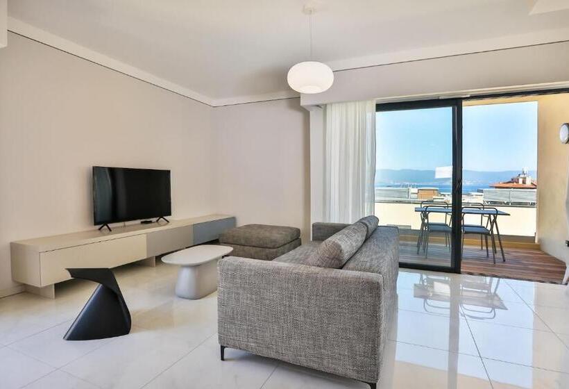 Апартаменты 1 Спальня Вид на Море, Residenza Leca Colonna