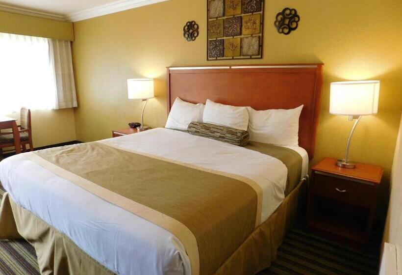 Стандартный Номер Кровать Кинг, Deer Haven Inn