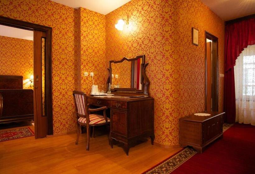 스위트, Heritage Hotel Pasike