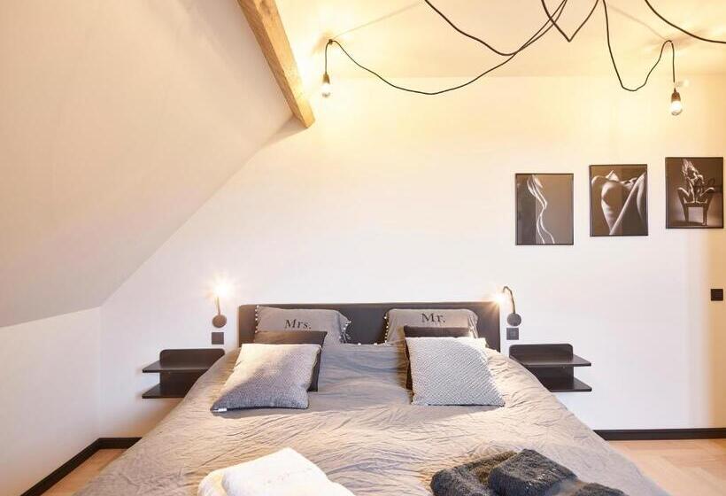 Номер Deluxe Кровать Кинг, T Convent 2.0