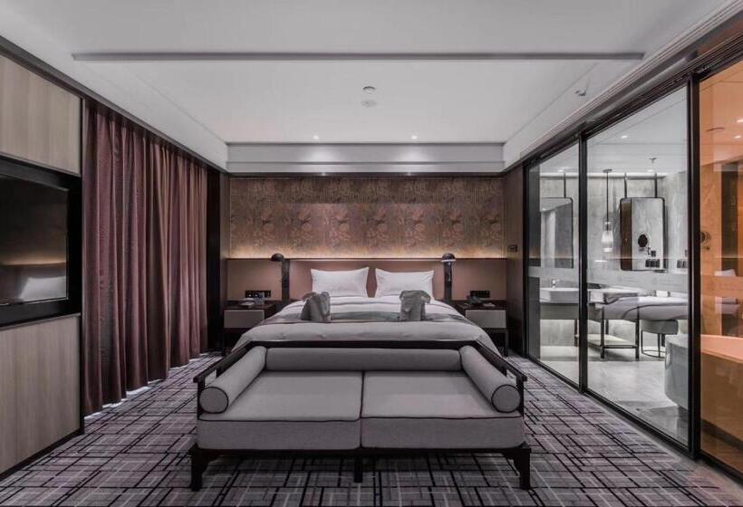 Номер Executive, Qingdao Treasure