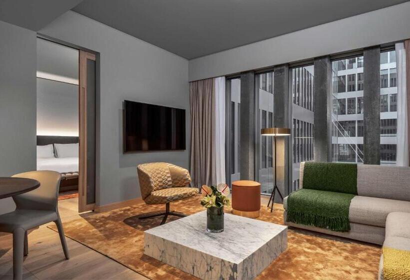 سوییت اجرایی, Hyatt Regency Zurich Airport Circle