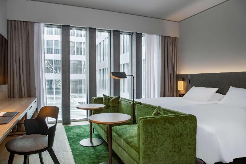 اتاق استاندارد, Hyatt Regency Zurich Airport Circle