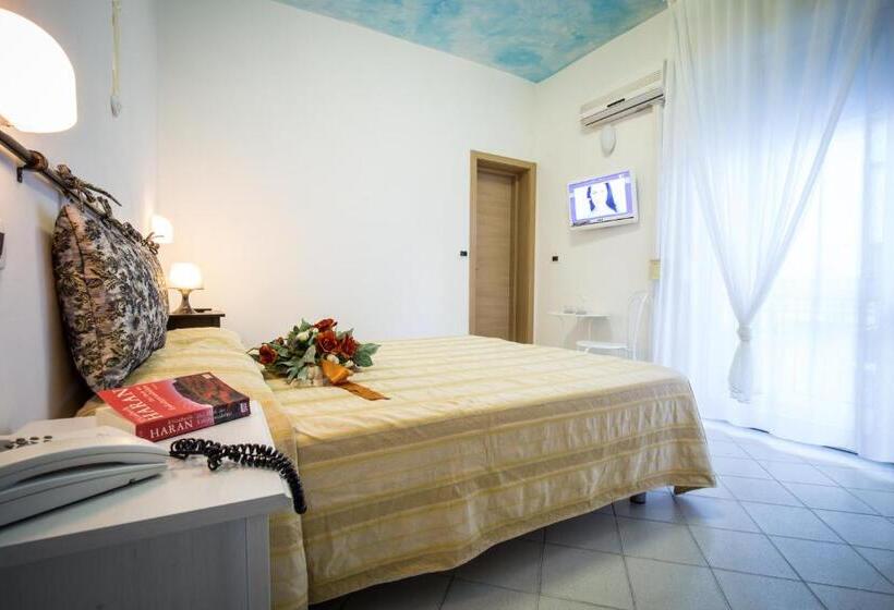 اتاق کلاسیک چهارنفره, Caraibi