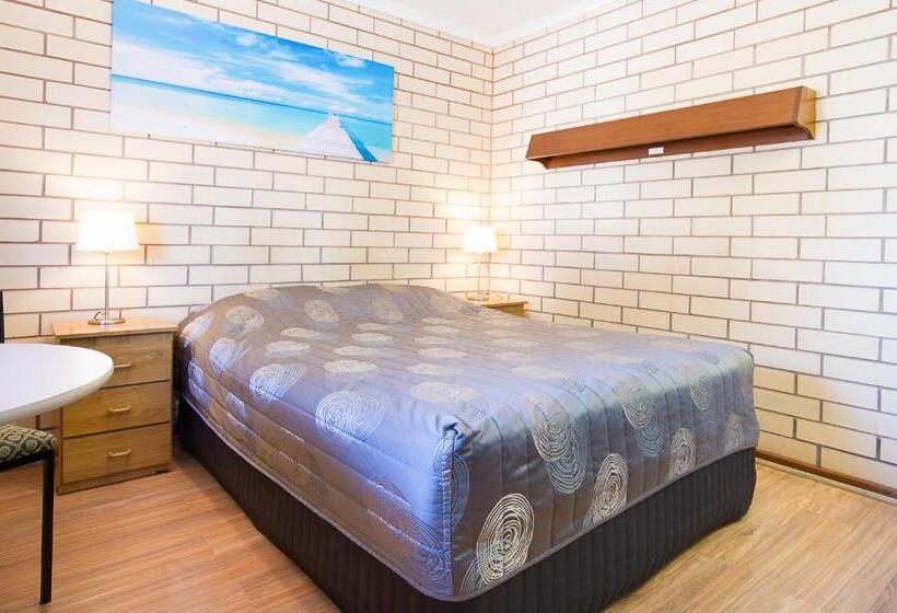Номер Economy, Augusta Budget Motel