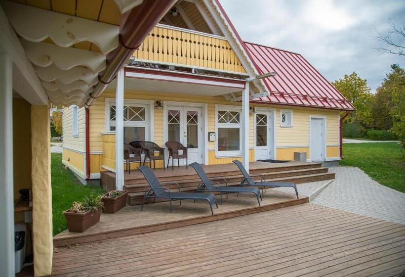 خانه 1 خوابه, Posti Hostel