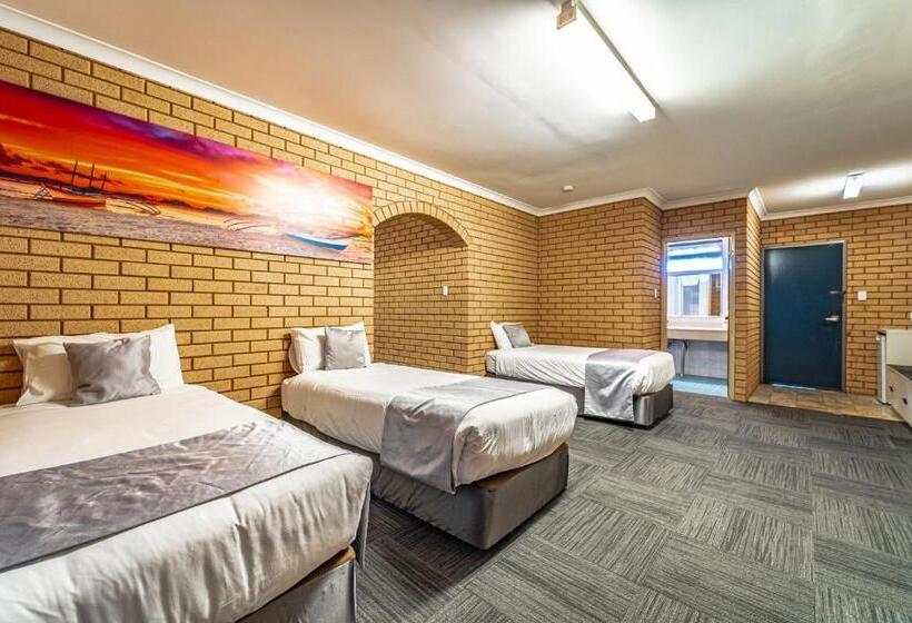 패밀리 룸, Carnarvon Motel