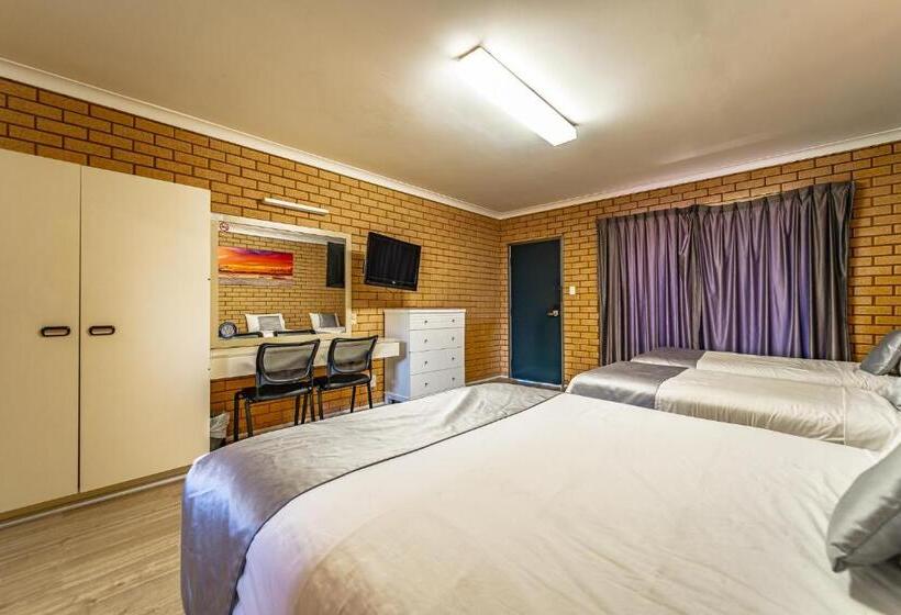 4인용 스탠다드 룸, Carnarvon Motel