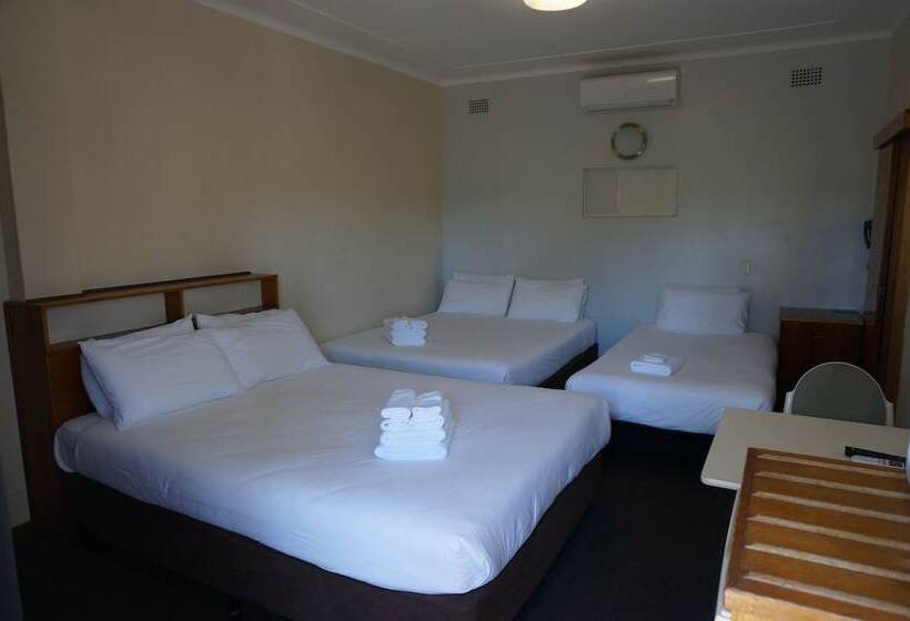 家庭间, Gosford Inn Motel