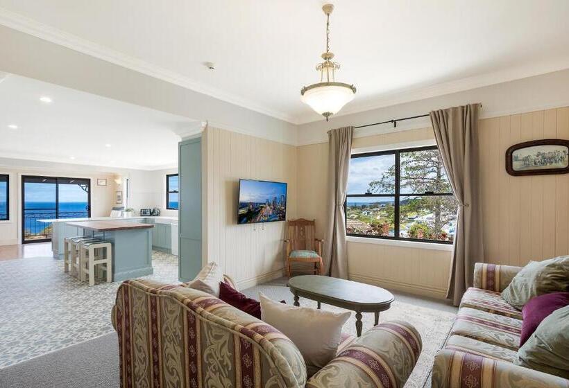 침실 3개 아파트, Heritage House Motel & Units