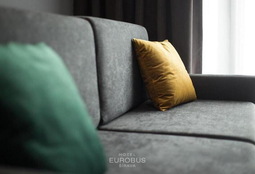 패밀리 룸, Eurobus
