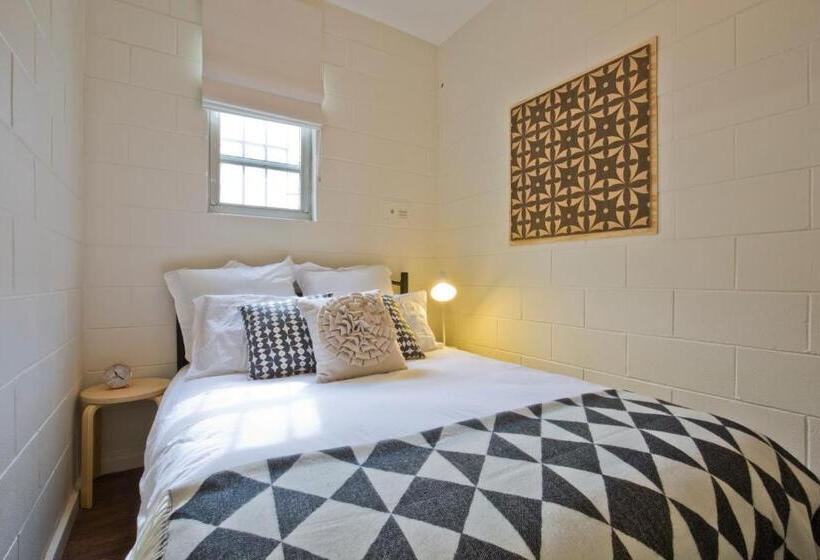 Suite Familiar 2 Dormitoris, The Old Mount Gambier Gaol