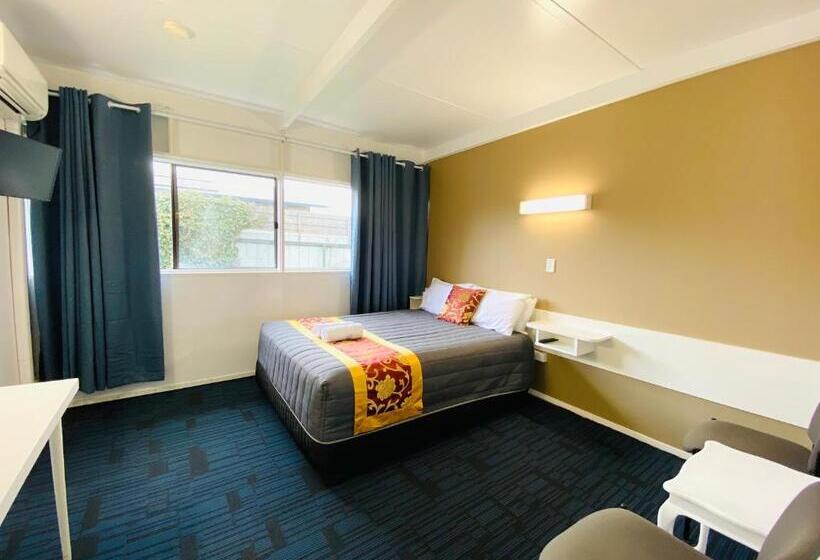 스탠다드 룸, Mid Valley Motel
