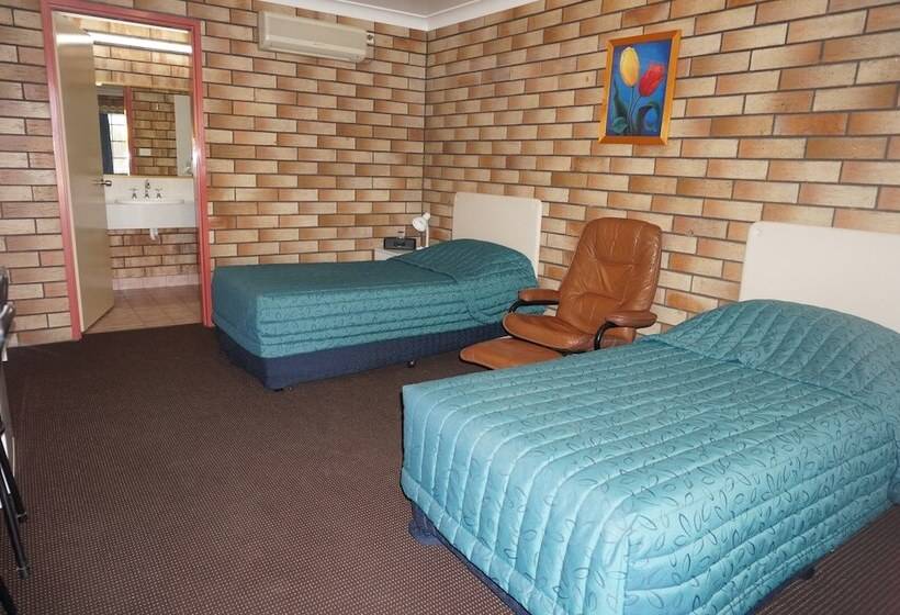 标准间, Miles Outback Motel