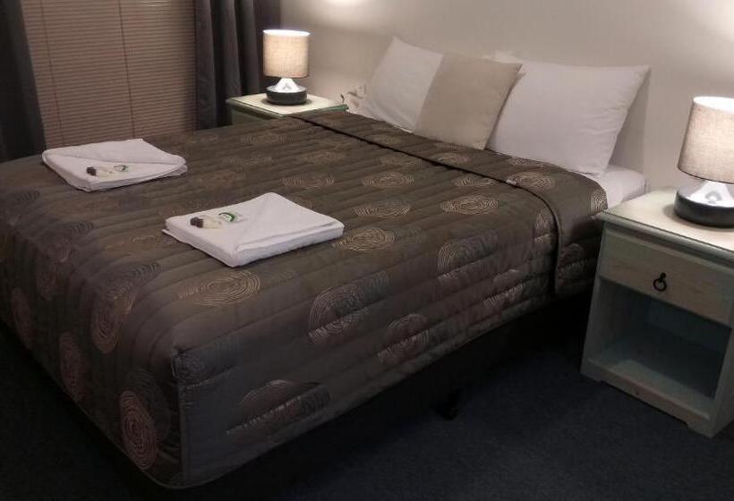 Family Suite, Millicent Motel