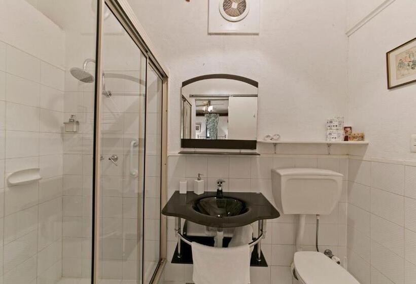 Люкс Повышенной Комфортности, Hillside Country Retreat