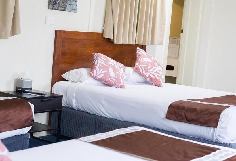 شقة غرفة واحدة, Echuca Motel