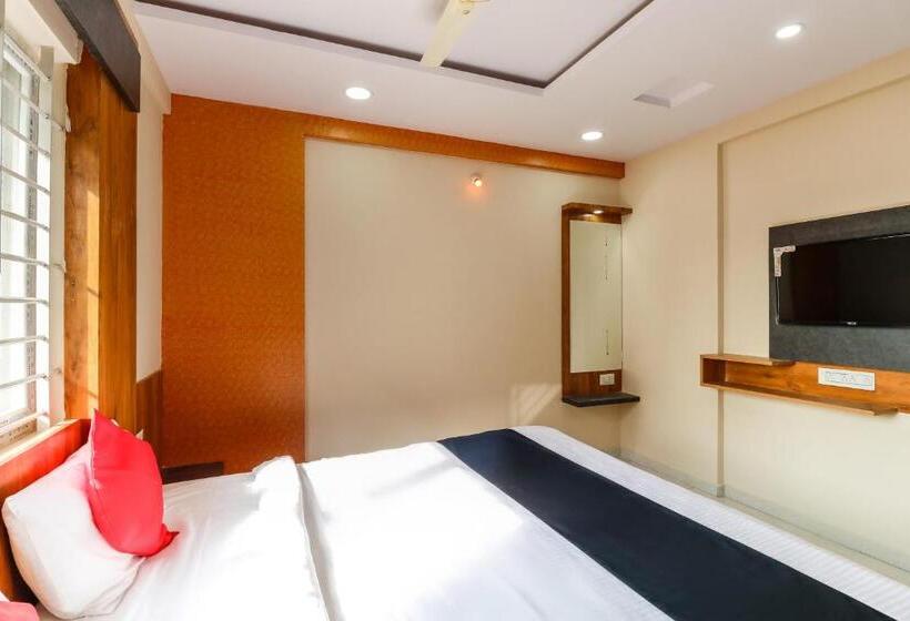 三人经典房间, Capital O N R Residency