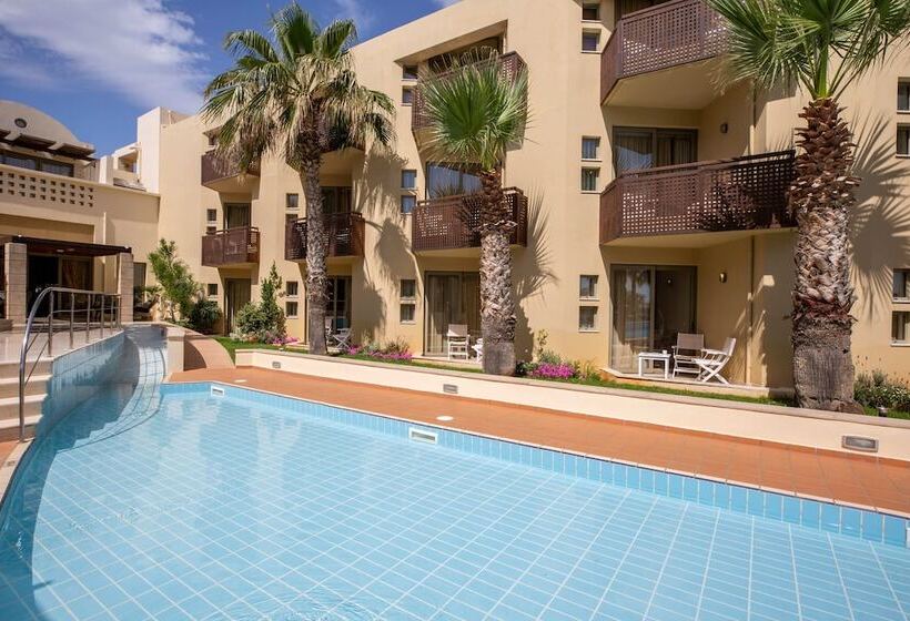 اتاق استاندارد با چشم‌انداز استخر, Giannoulis   Santa Marina Plaza