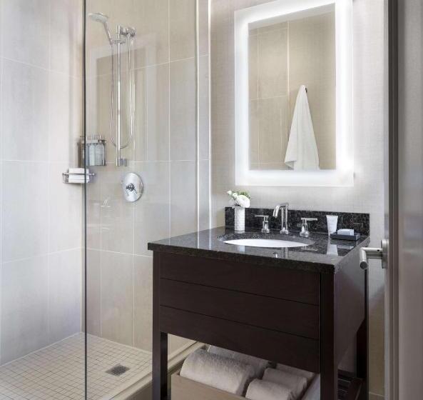 スタンダードルーム, The Shelburne Sonesta New York