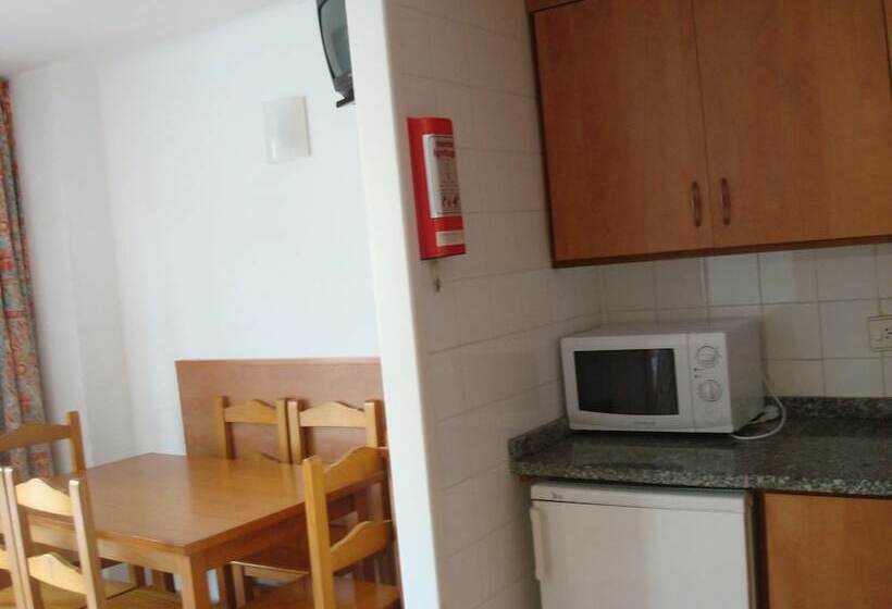 Huoneisto 2 Makuuhuonetta, Medplaya Aparthotel Sant Eloi