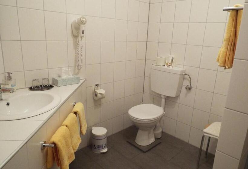 Номер Стандарт Трехместный, Garni Zum Reinhardswald
