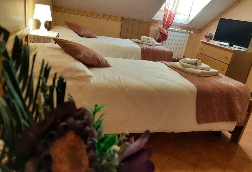 Номер Стандарт, Valle Pesio Ristorante