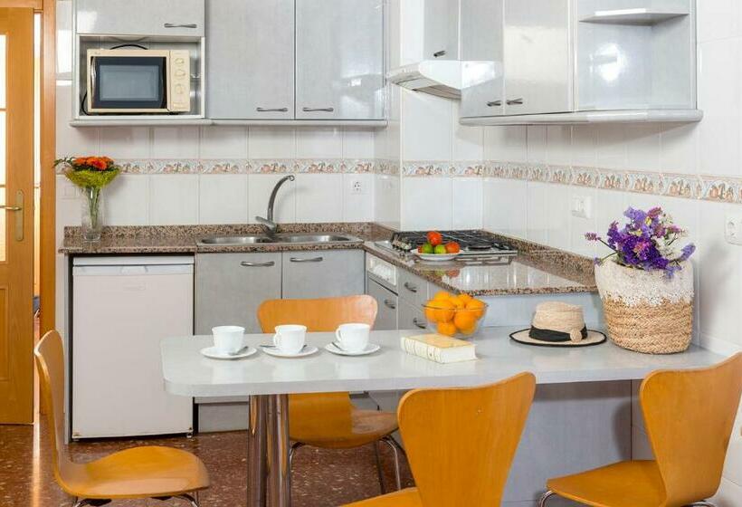 ２ベッドルームアパートメント, Apartaments Els Llorers