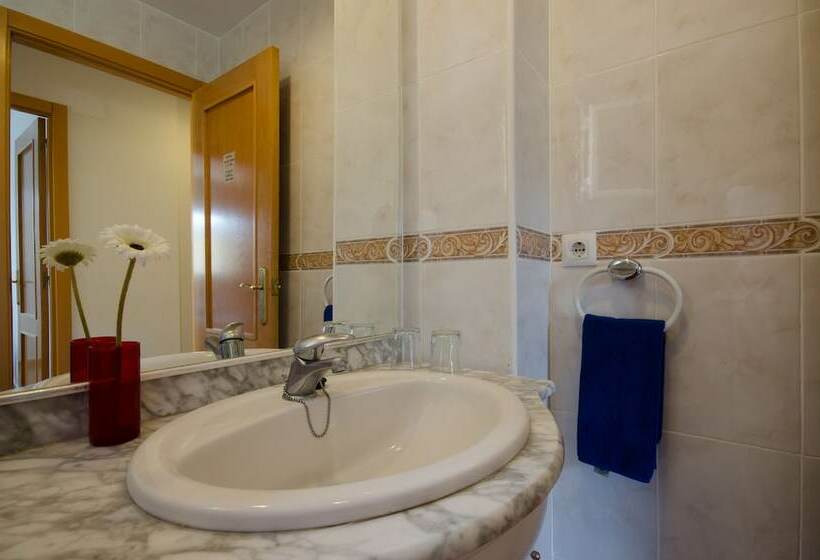 ２ベッドルームアパートメント, Apartaments Els Llorers