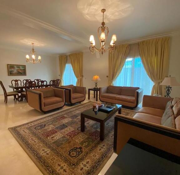 Вилла 3 Спальни, Al Gosaibi Hotel Villa