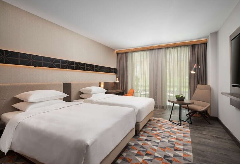 ガーデンビュースタンダードルーム, Hyatt Regency Sofia