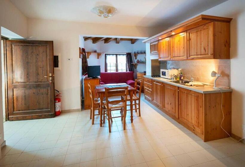 Студия Стандарт, Albergo Diffuso Col Gentile Socchieve