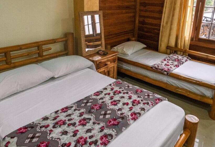 패밀리 룸, Hostal Poseidon