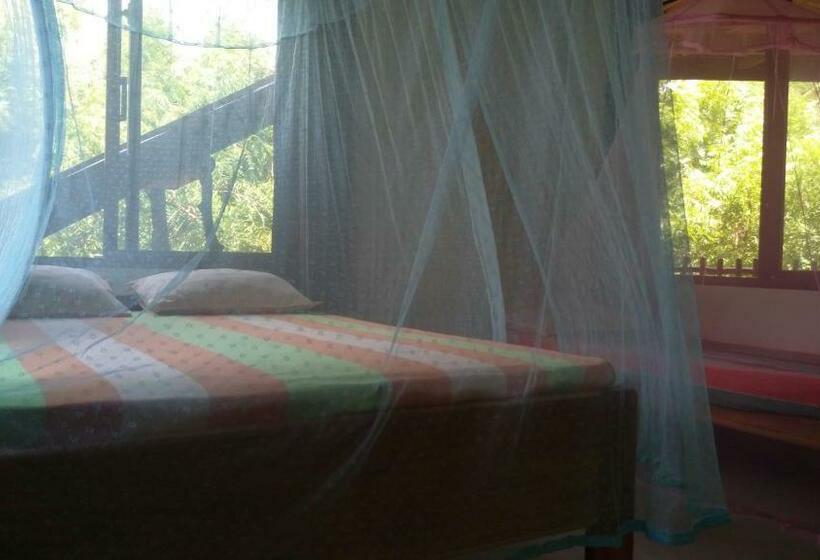 Номер Стандарт Трехместный, Light House Beach Hut