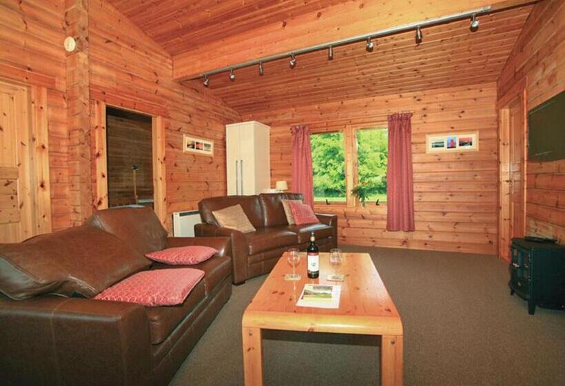 Дом 2 Спальни, Spindlewood Lodges