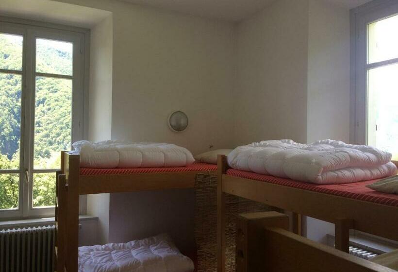Кровать в Общей Комнате, Wild Valley Hostel   Villa Edera