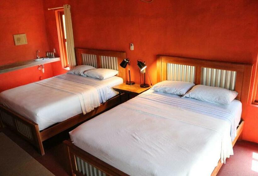 디럭스 룸, Morrillo Beach Eco Resort