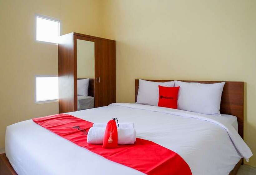 Номер Economy, Reddoorz Near Graha Saba Buana Solo