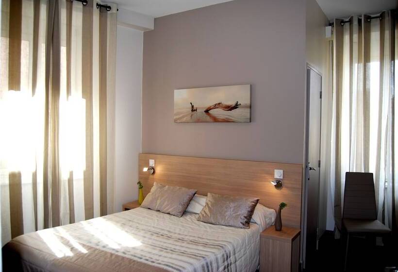 스탠다드 룸, Logis Hôtel Du Midi   Rodez Centre Ville