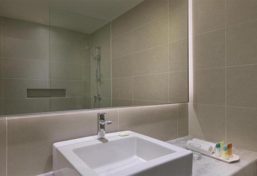 اتاق سوپریور با تخت بزرگ, Mercure Penang Beach