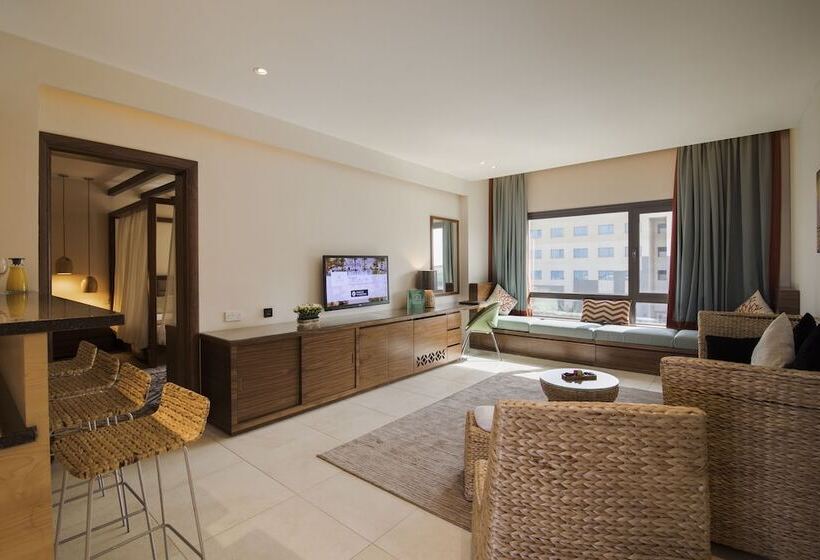 سوئیت 2 خوابه, The Palms Beach Hotel And Spa