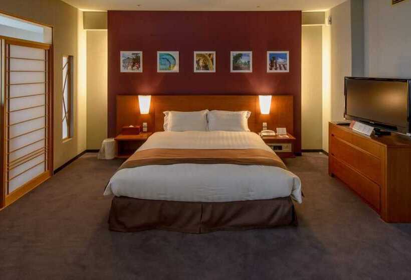 Люкс, Okinawa Grand Mer Resort