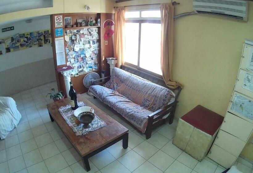 공동 객실, San Juan Hostel
