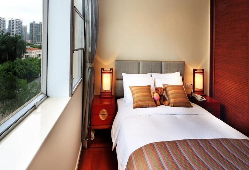 Апартаменты Deluxe 3 Спальни, Oakwood Gold Arch Residence Guangzhou